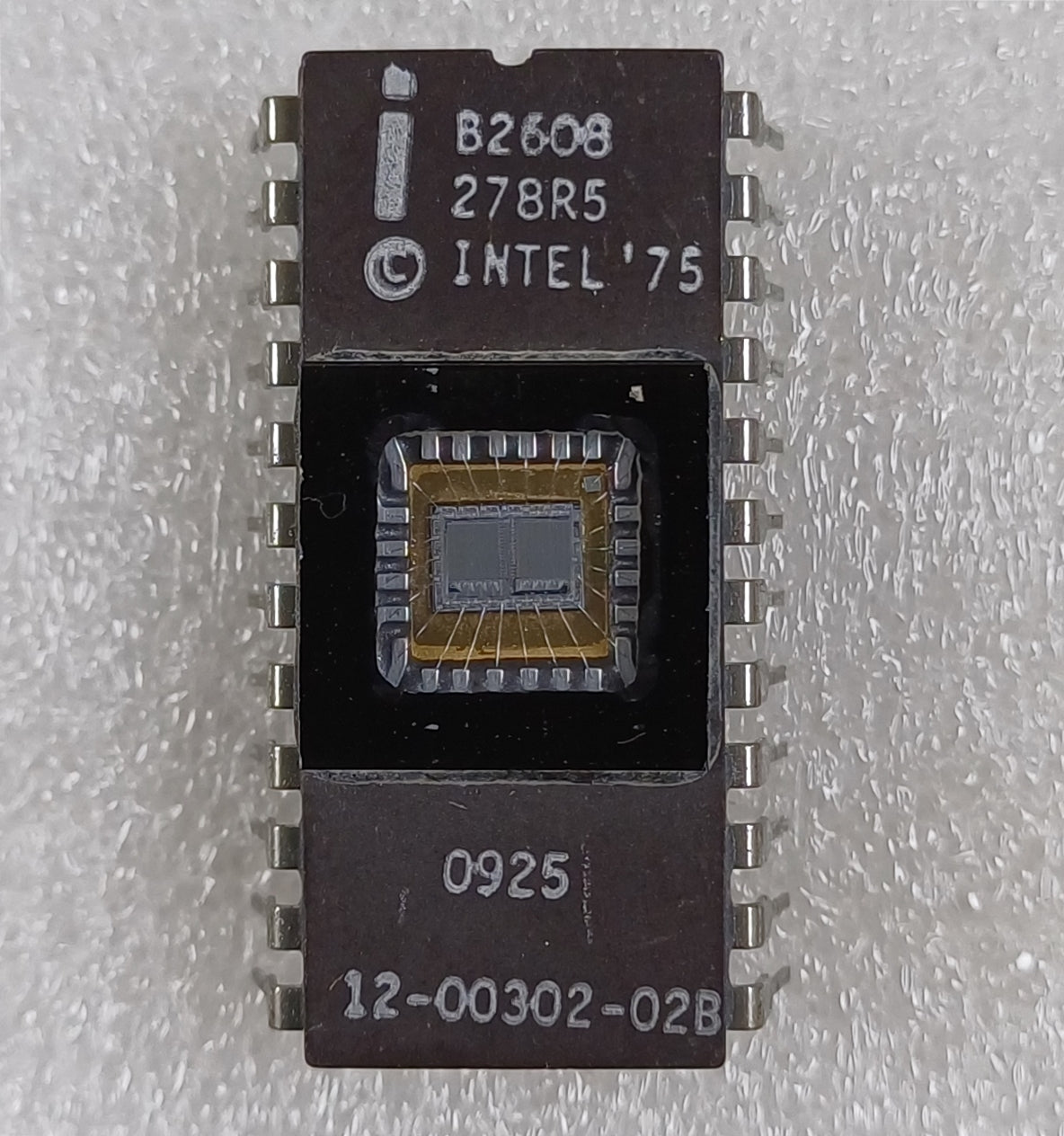 Intel 2608 8192-bit (1024 x 8) one time factory programmable MOS PROM - New Old Stock - Rare
