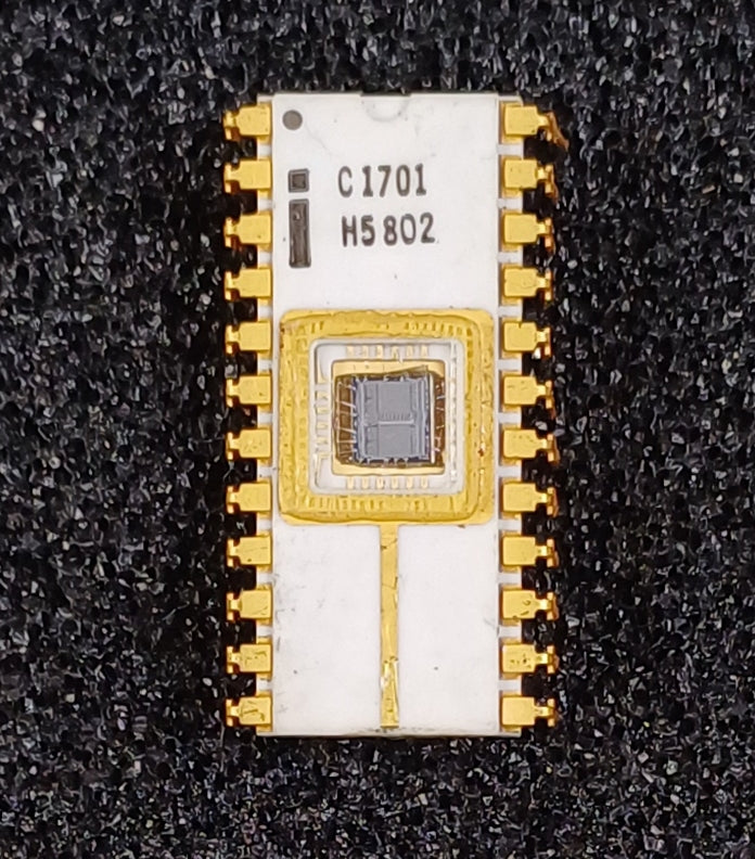 Intel C1701 2048-bit (256 x 8) Static / Dynamic EPROM in White Ceramic - Extremely Rare - The 1st EPROM