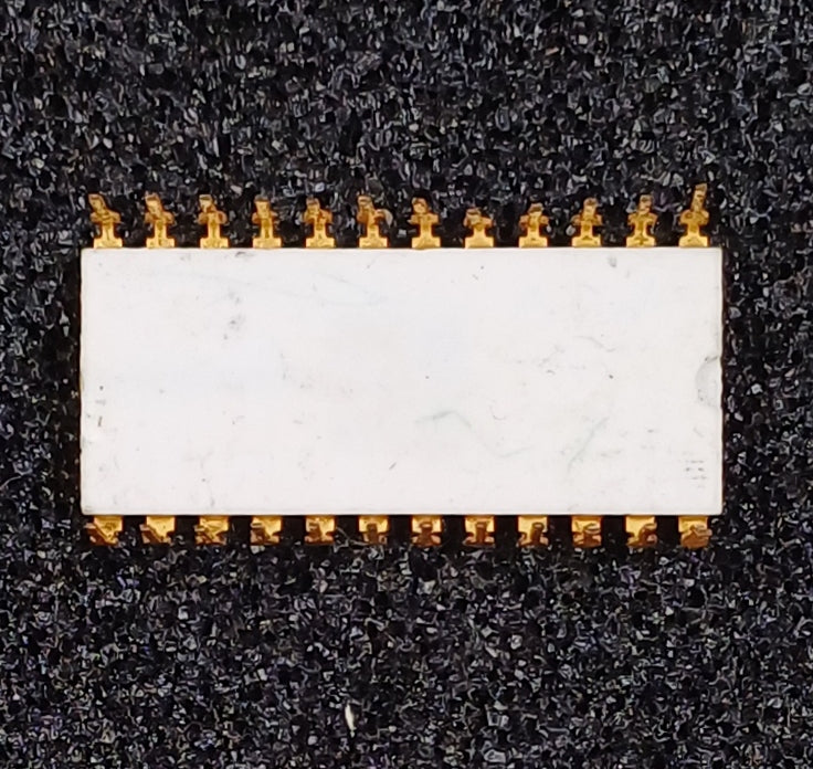 Intel C1701 2048-bit (256 x 8) Static / Dynamic EPROM in White Ceramic - Extremely Rare - The 1st EPROM
