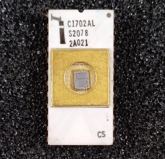 Intel C1702AL 2048-bit (256 x 8) Low Power EPROM in White Ceramic - Later Style - Customer Sample - S spec S2078 - Extremely Rare