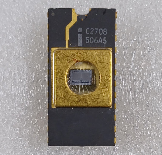 Intel C2708 8192-bit (1024 x 8) EPROM in Gray Ceramic package, offset gold cap ground strap and gold pins - No copyright - Very Rare