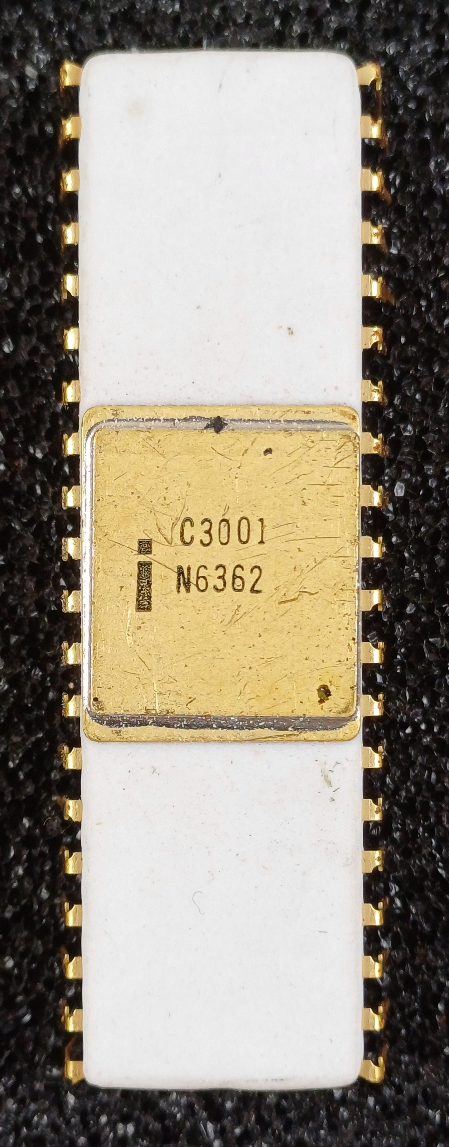 Intel C3001 Micro-Program Control Unit for the Intel C3002 Processor