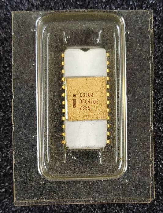 Intel C3104 16-bit (4 x 4) Content Addressable Static RAM, Very Rare Version