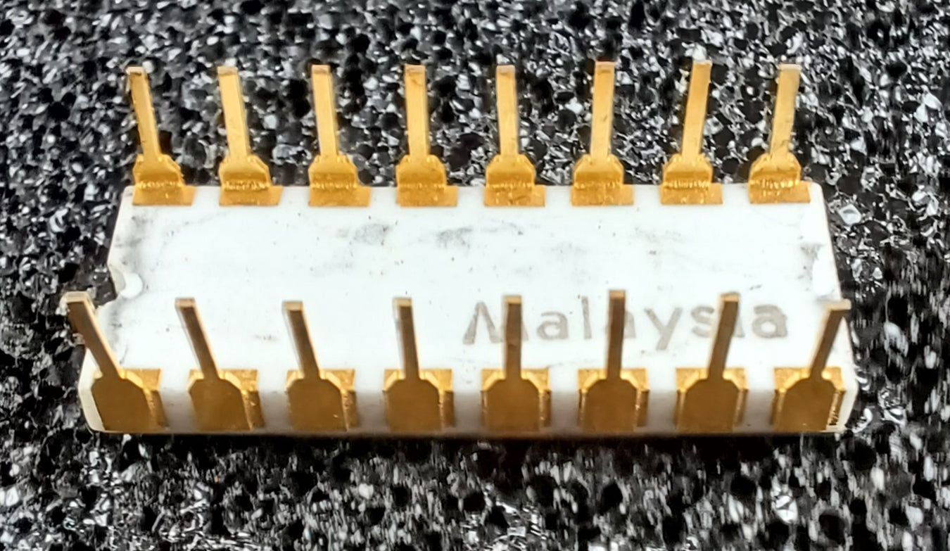 Intel C4004 4-bit Central Processing Unit (CPU), Intel's 1st Microprocessor