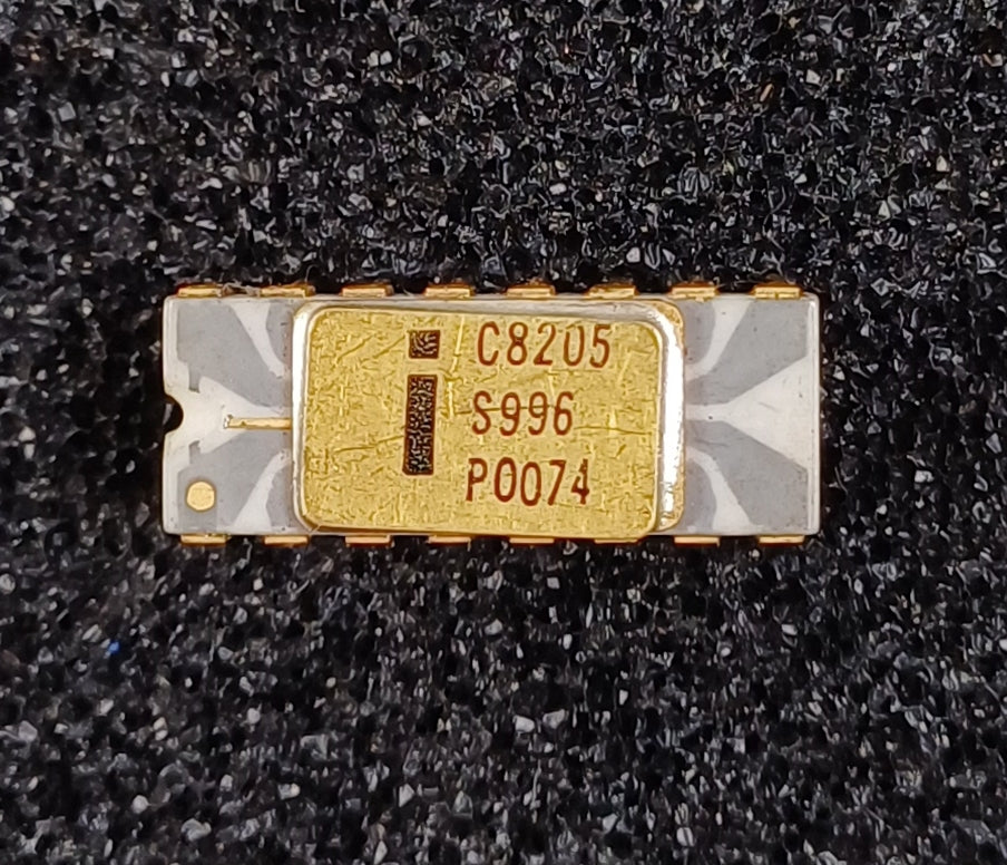 Intel C8205 High Speed 1-of-8 Binary Decoder in White Ceramic with Gray Traces - Extremely Rare