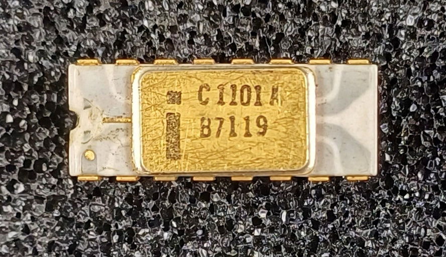 Intel C1101A 256-bit Static Random Access Memory in White Ceramic with Gray Traces - The first MOS Memory Chip.