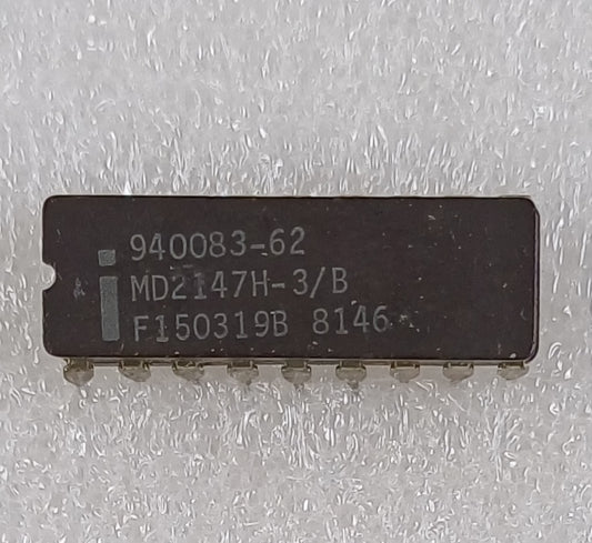 Intel MD2147H-3/B, 4096-bit (4096 x 1) Static RAM Chip, W/Separate I/O in Gray Ceramic - Military Specification - Very Rare
