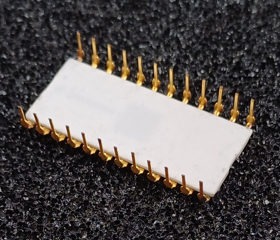 Microsystems International MF1702-2R, 2048-bit (256 x 8) EPROM, in White Ceramic - New Old Stock- Very Rare