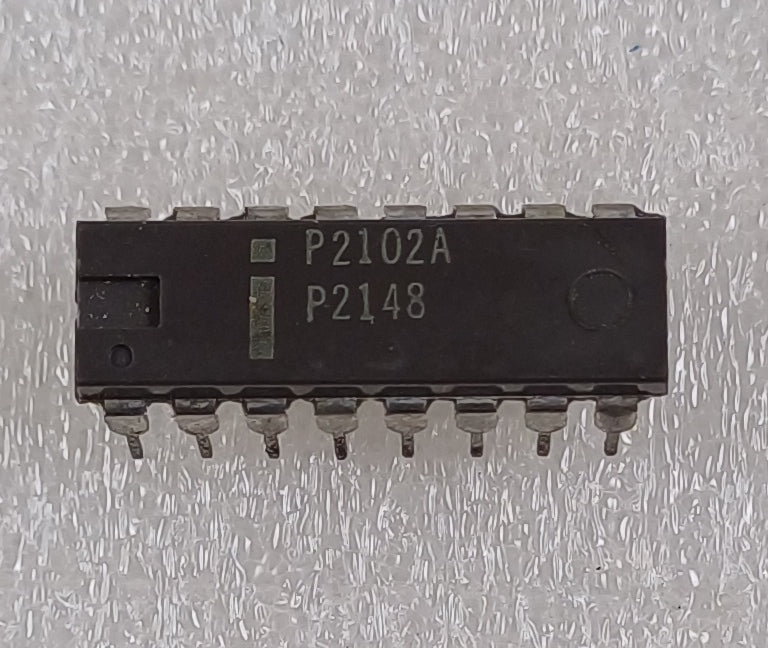 Intel P2102A 1024-bit (1024 x 1) NMOS Static RAM w/Separate I/O in a Gray Plastic DIP - Rare